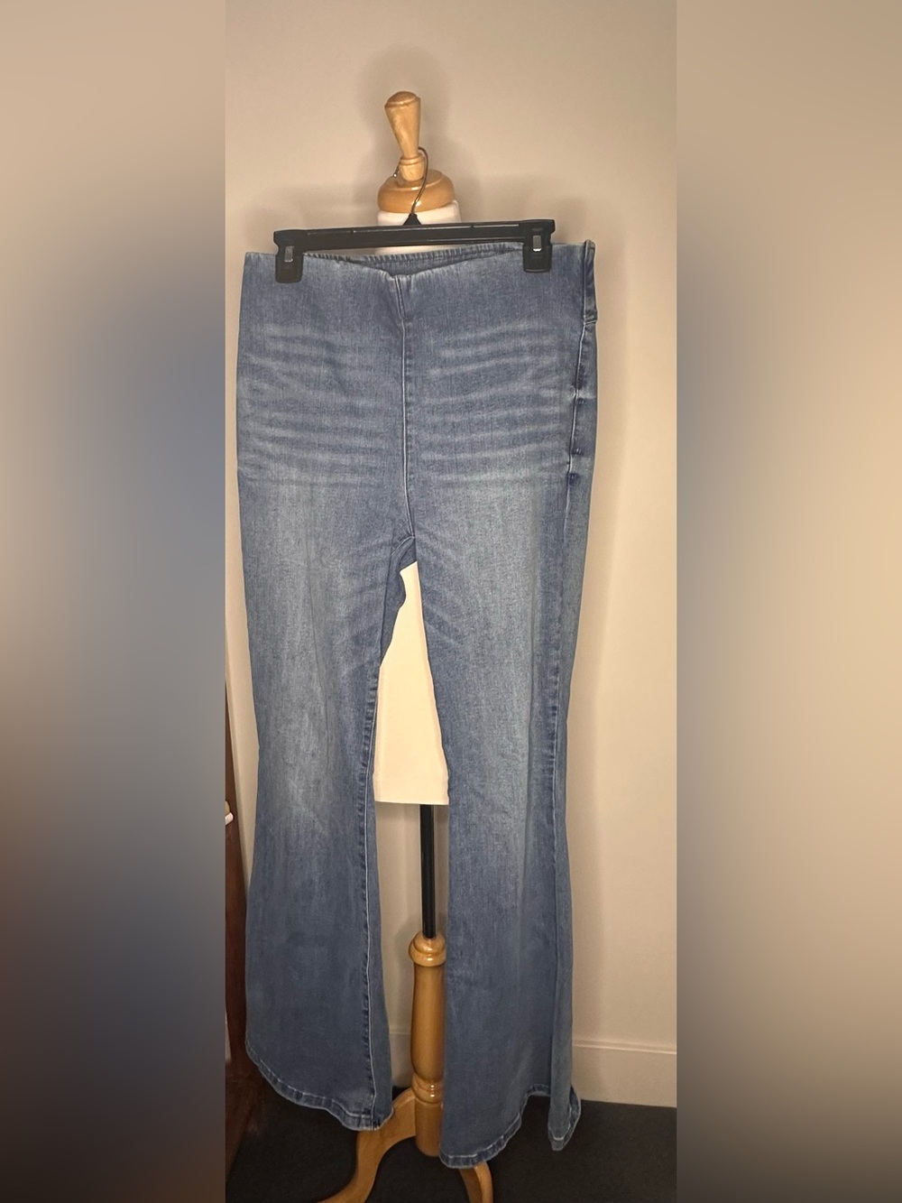 See Thru Soul Flare Leg Jeans in Blue Waist 30 Like New
